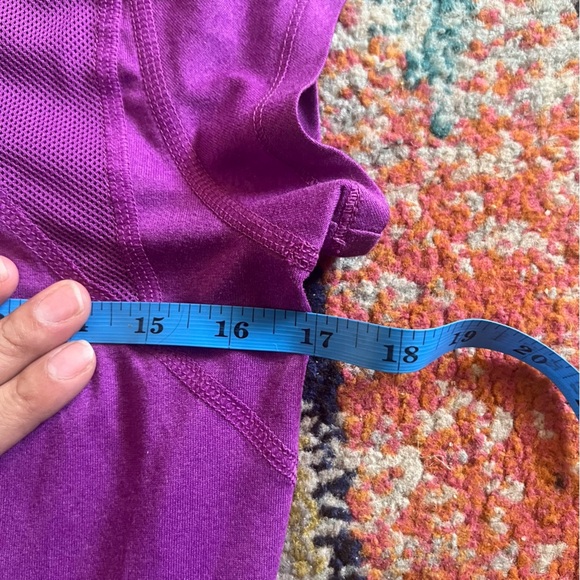 Nike Women's Size Small Purple Athletic Jersey Dri-Fit Top Stretch Logo - Picture 3 of 5